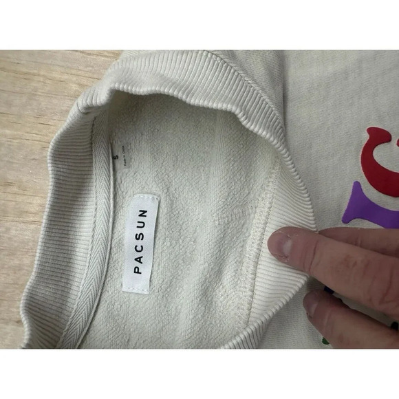 PacSun Pullover Sweatshirt Adult Small Pacific Sunwear Rainbow Lettering 🌈 S - Picture 2 of 6